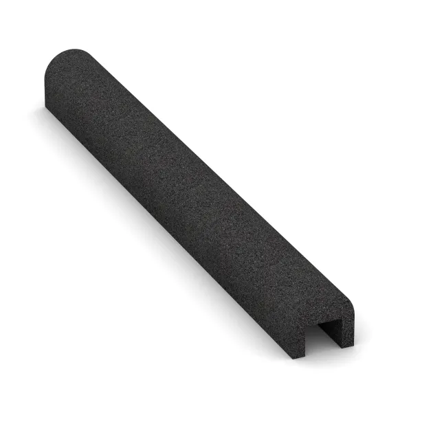 Foto der hinteren Seite vom unsymmetrischen WARCO-Formteil 2584: Rubber Kerb Cap, Design Anthracite, Maße 1000 x 100 x 100 x 50 mm.